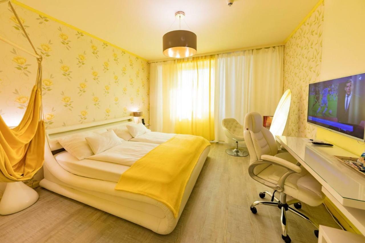 Hotel Freizeittempel Винер Нойщат Екстериор снимка