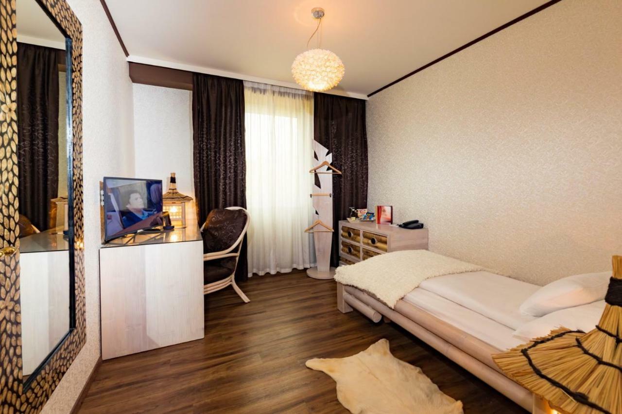 Hotel Freizeittempel Винер Нойщат Екстериор снимка